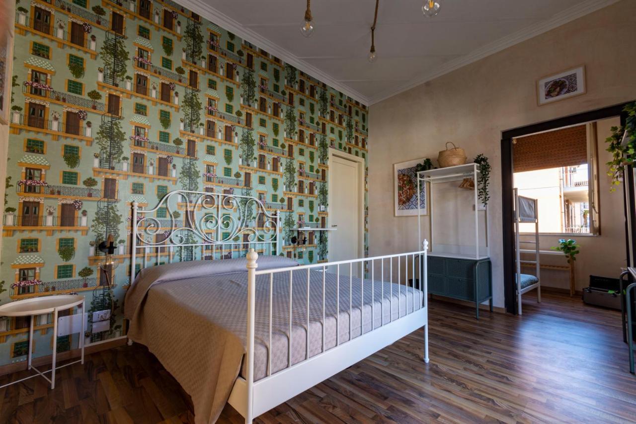 Locanda Popolare Aci Castello Kültér fotó