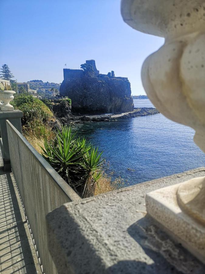 Locanda Popolare Aci Castello Kültér fotó